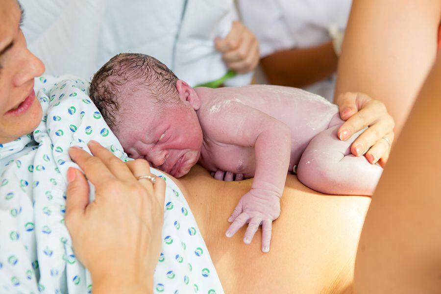 De nageboorte van de placenta volgt na de geboorte van de baby